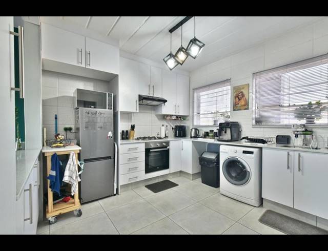 2 BEDROOM APARTMENT FOR SALE IN RANDHART